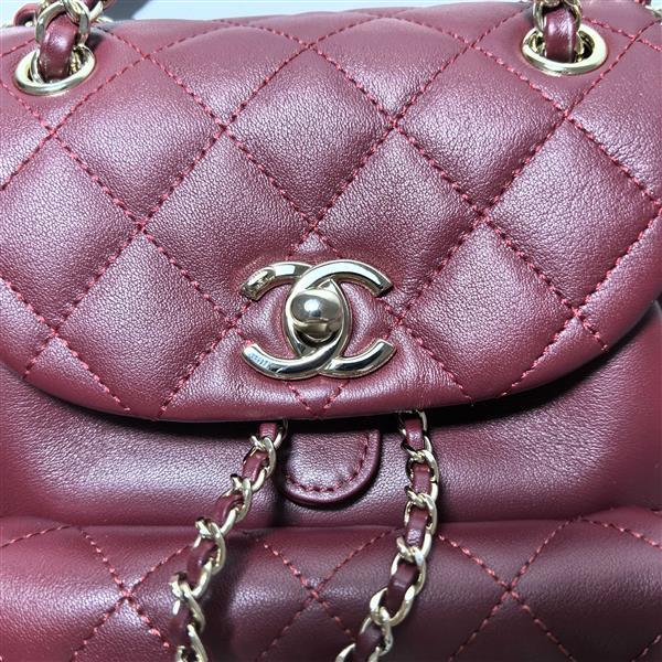 2026127213712827 700